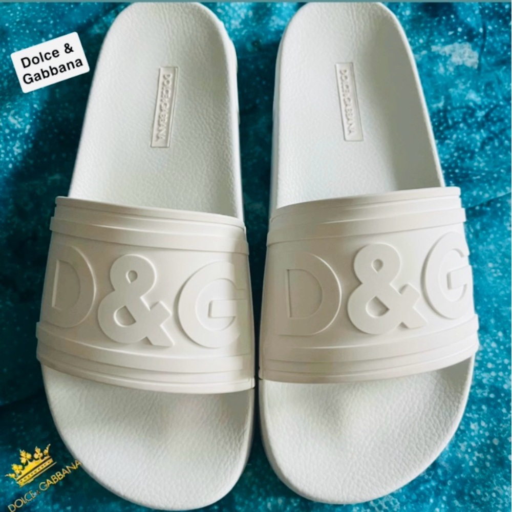 Dolce & Gabbana Slides, open to all offers!